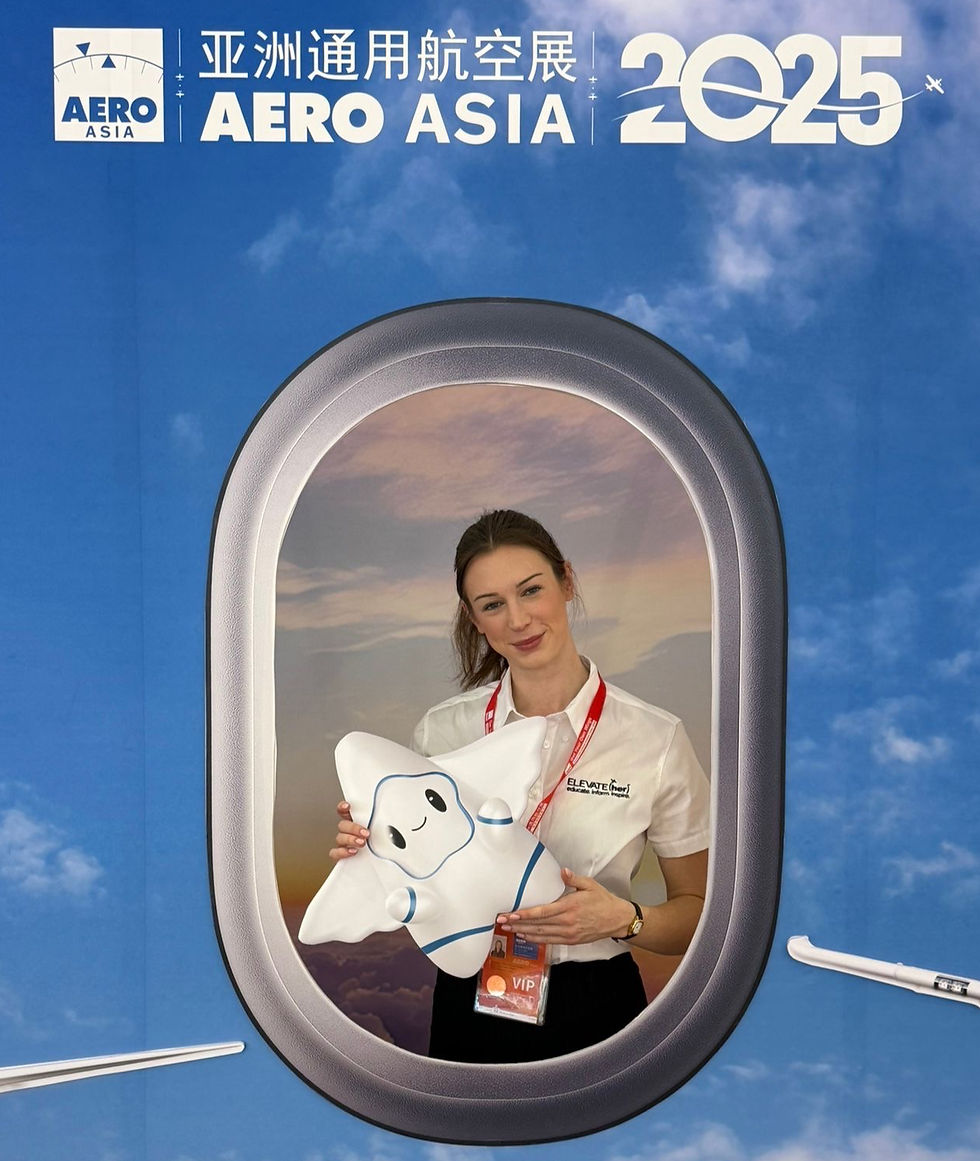 Una piloto en un evento